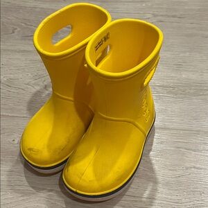 CROCS Toddler Yellow Rain Boots Size C7
